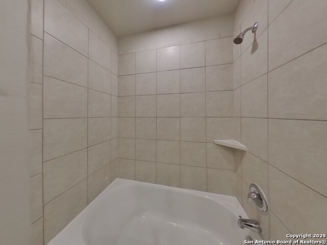 Image 14 of 19 For 13534 Paxton