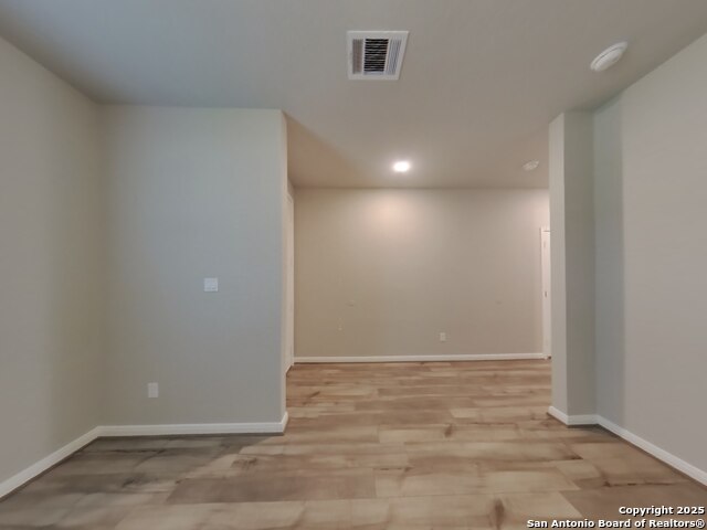 Image 15 of 19 For 13534 Paxton