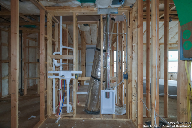 Image 18 of 27 For 6731 Red Buffalo Trail