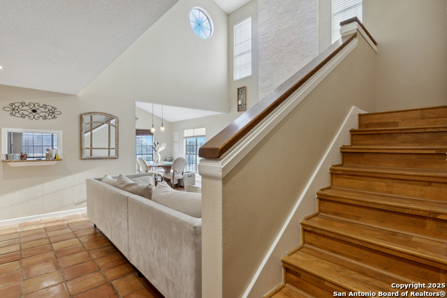 Image 14 of 26 For 2255 Thousand Oaks  101
