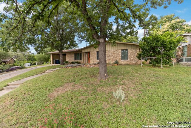 Image 2 of 28 For 4722 Hollyridge