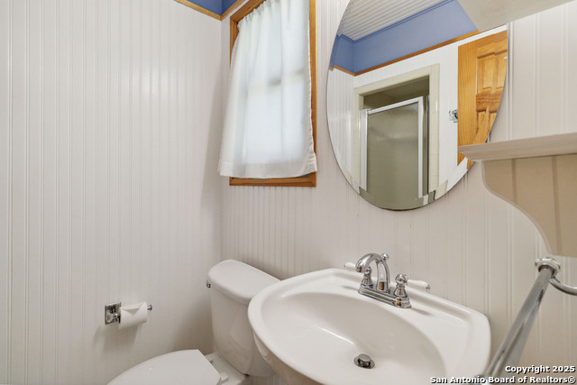 Image 25 of 28 For 4722 Hollyridge