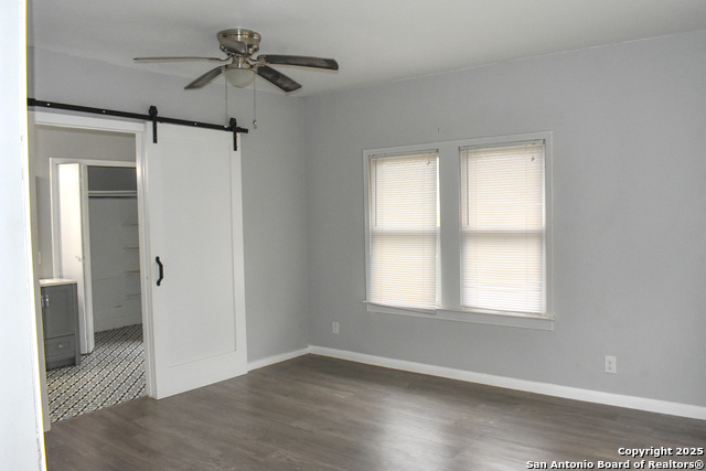 Listing photo id 12 for 255 Sayers E