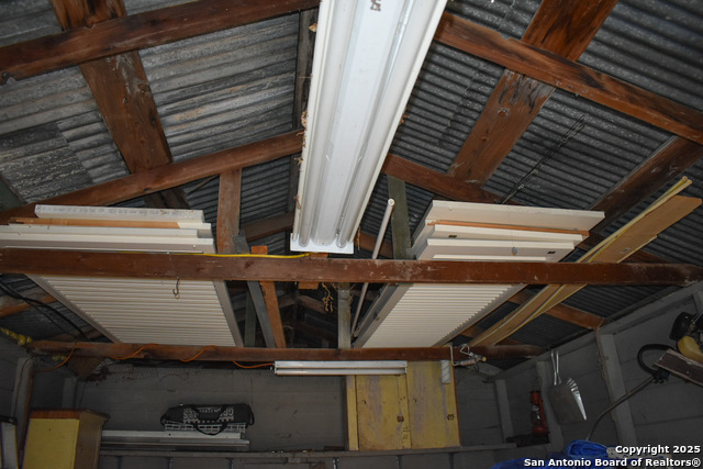 Listing photo id 26 for 255 Sayers E