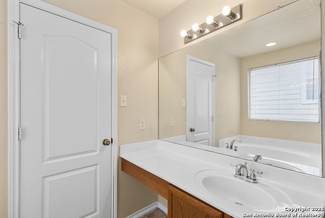 Image 15 of 25 For 6818 Crest Place