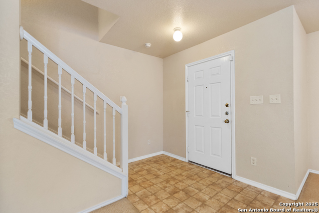 Image 4 of 25 For 6818 Crest Place