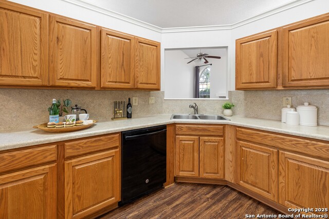 Image 10 of 29 For 2915 Village Parkway
