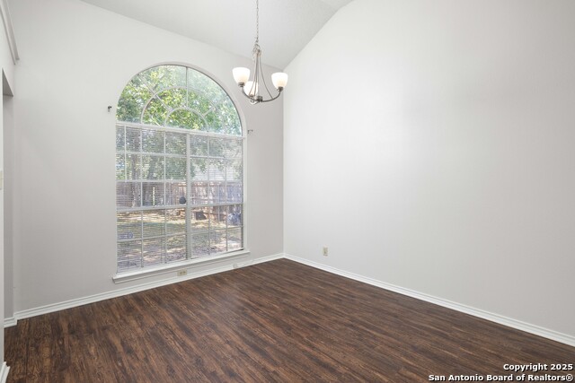 Image 14 of 29 For 2915 Village Parkway