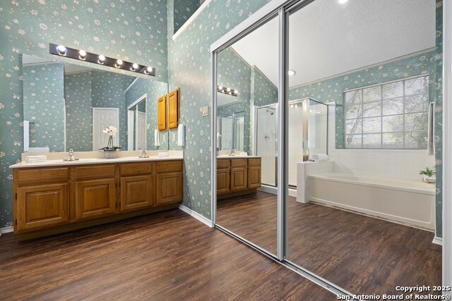 Image 21 of 29 For 2915 Village Parkway