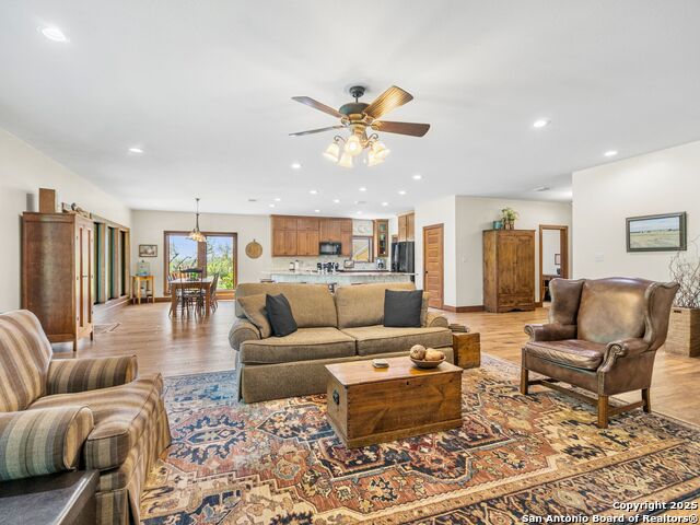 Image 11 of 52 For 112 Ouray St