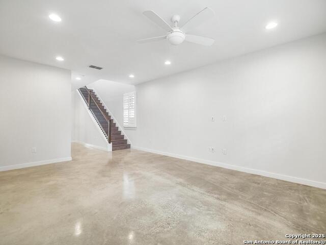 Image 7 of 60 For 338 Olmos E