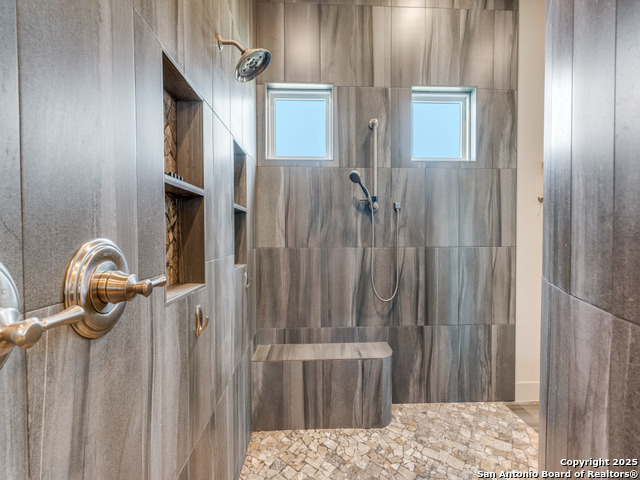 Listing photo id 14 for 10423 Kendall Canyon