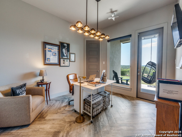 Listing photo id 20 for 10423 Kendall Canyon
