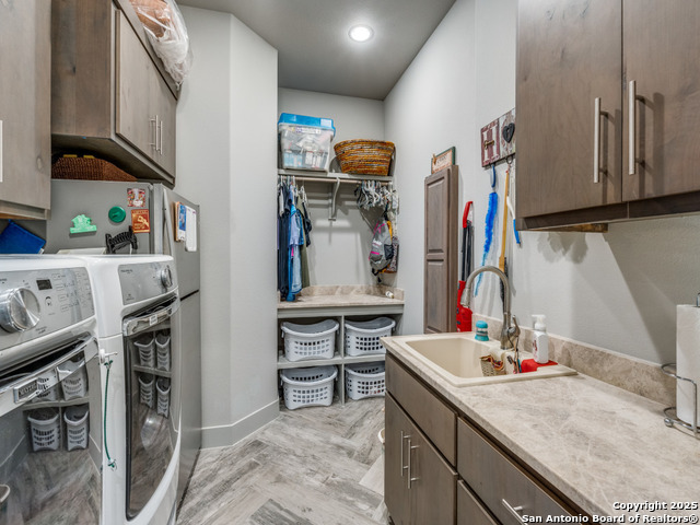 Listing photo id 25 for 10423 Kendall Canyon