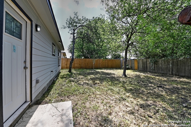 Listing photo id 27 for 870 Southcross Blvd W