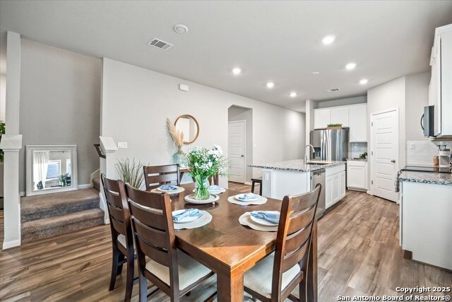 Image 11 of 33 For 3016 Muscat Way