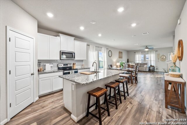 Image 6 of 33 For 3016 Muscat Way