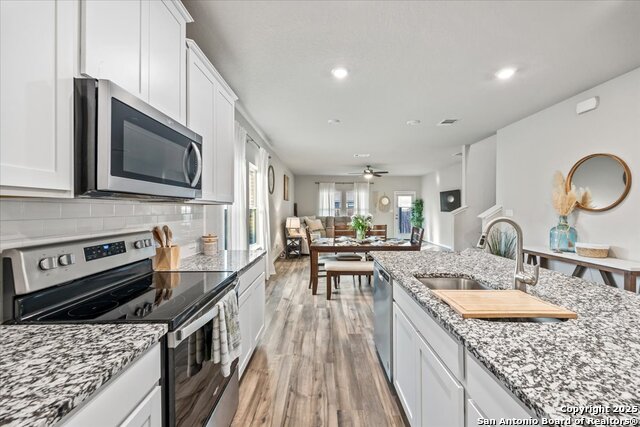 Image 8 of 33 For 3016 Muscat Way