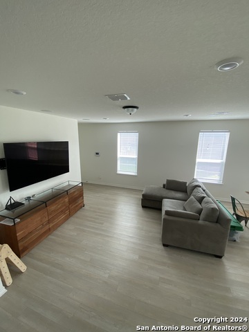Image 17 of 22 For 5911 Eckhert Rd  116