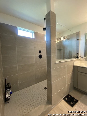 Image 6 of 22 For 5911 Eckhert Rd  116
