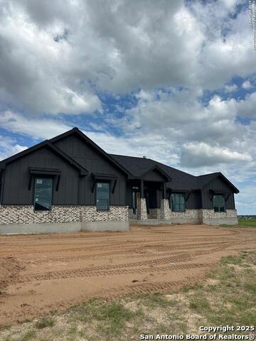 Details for 111 Sunset  , La Vernia, TX 78121