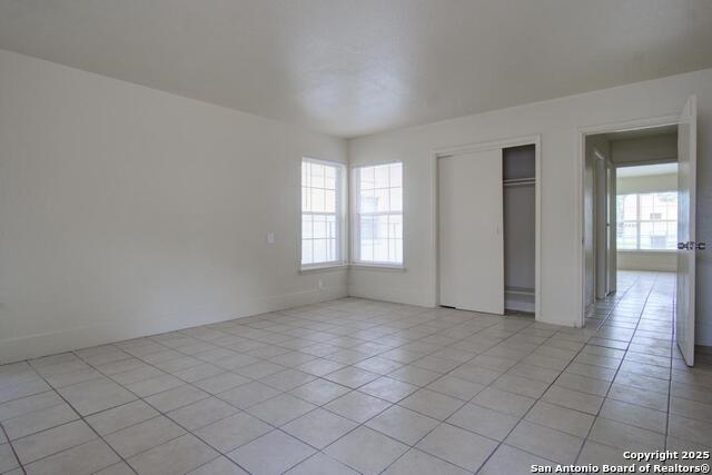 Image 13 of 19 For 1511 Woodlawn W