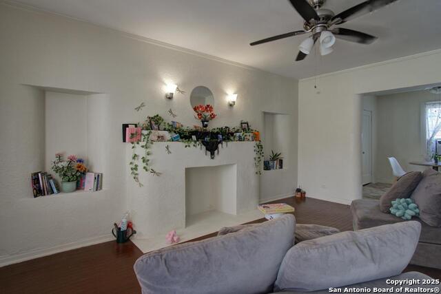 Image 11 of 22 For 1509 Woodlawn W