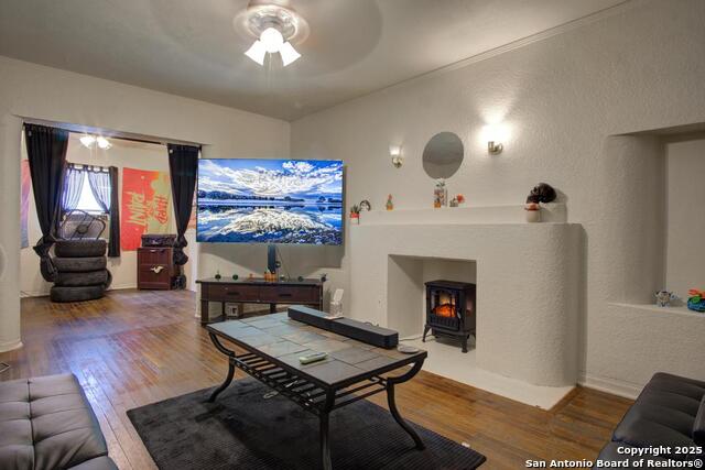 Image 16 of 22 For 1509 Woodlawn W