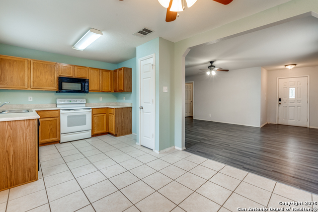Image 11 of 25 For 309 Willow View