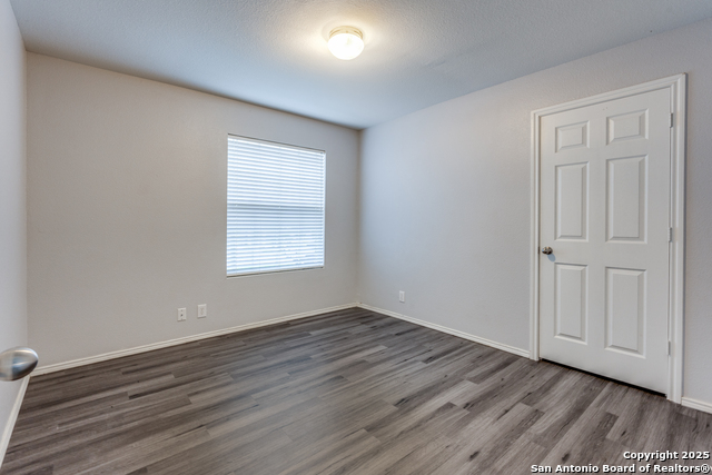 Image 15 of 25 For 309 Willow View