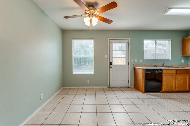 Image 9 of 25 For 309 Willow View