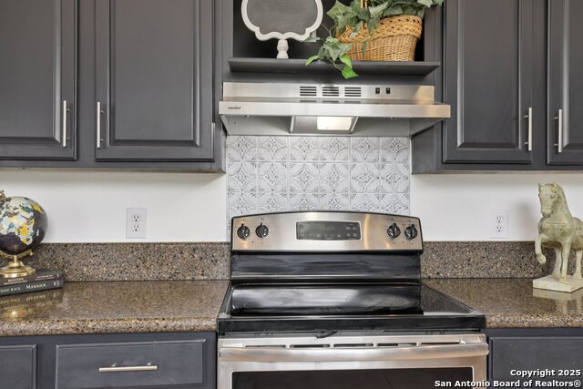 Image 22 of 95 For 23613 Grayling Ln