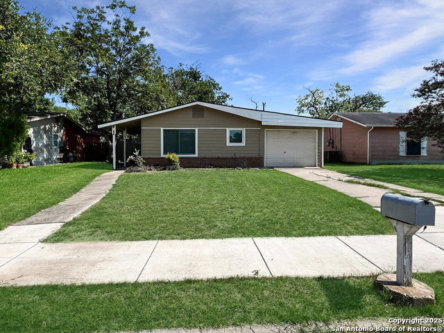 Details for 702 Deely Pl, San Antonio, TX 78221
