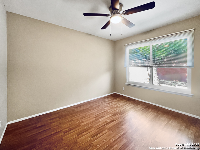 Image 16 of 17 For 702 Deely Pl