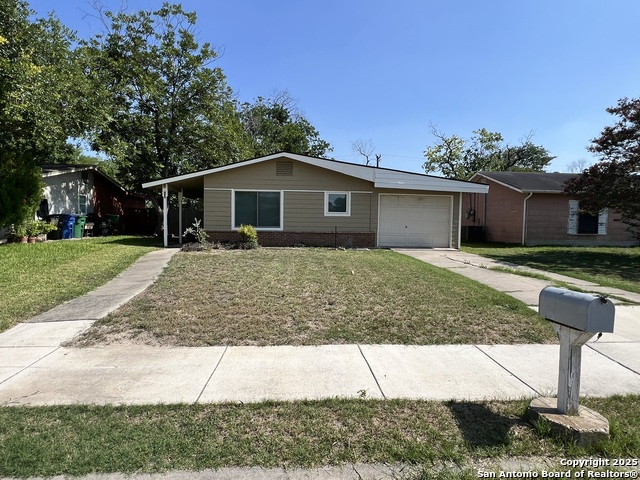 Image 2 of 17 For 702 Deely Pl