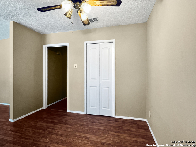 Image 6 of 17 For 702 Deely Pl