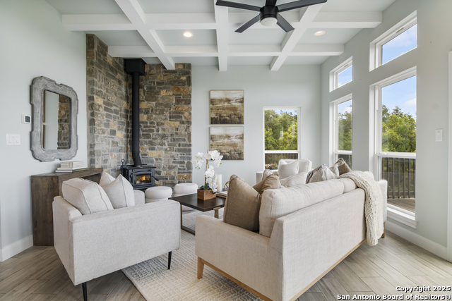Listing photo id 9 for 26713 Snuggle Valley