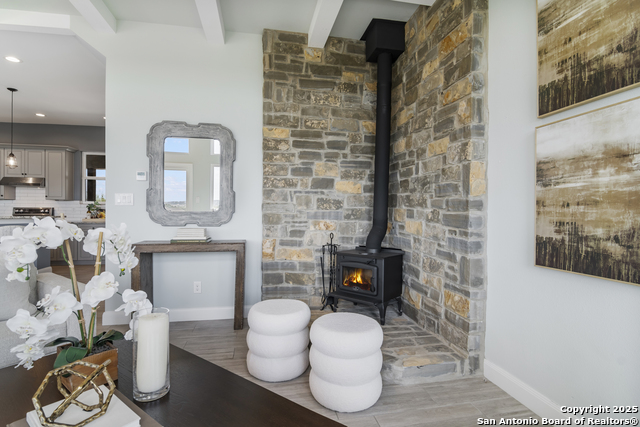 Listing photo id 10 for 26713 Snuggle Valley