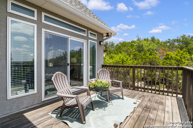 Listing photo id 24 for 26713 Snuggle Valley