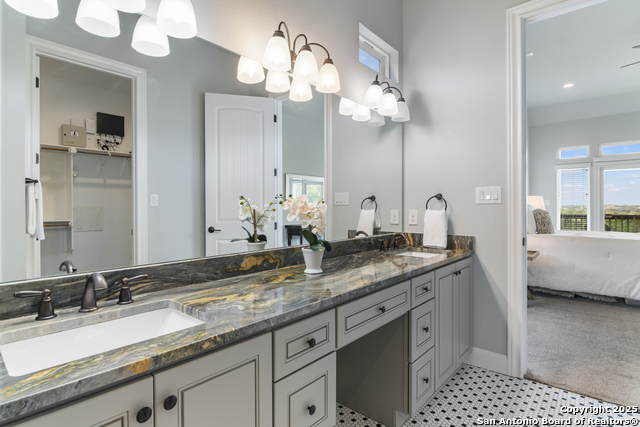 Listing photo id 29 for 26713 Snuggle Valley