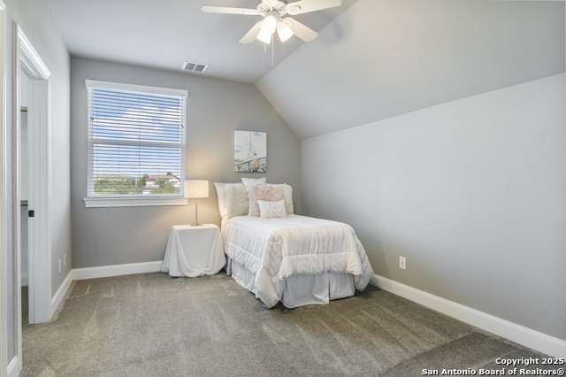 Listing photo id 30 for 26713 Snuggle Valley