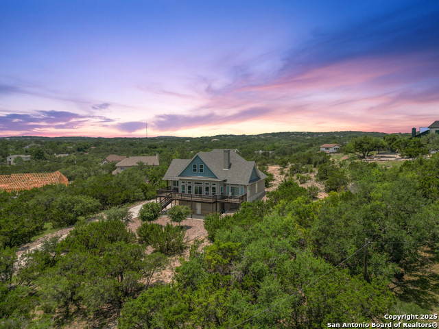 Listing photo id 4 for 26713 Snuggle Valley