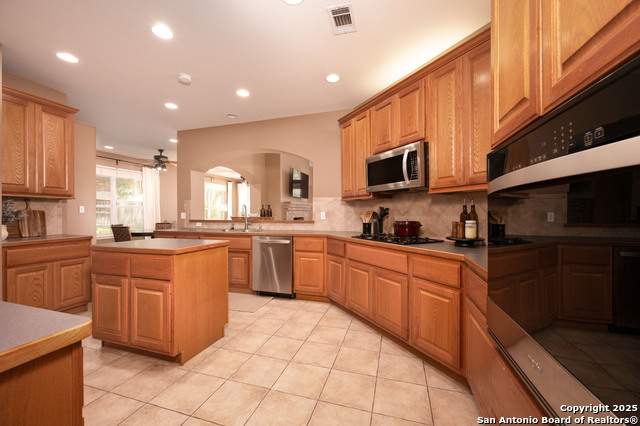Image 12 of 34 For 24214 Bear Claw