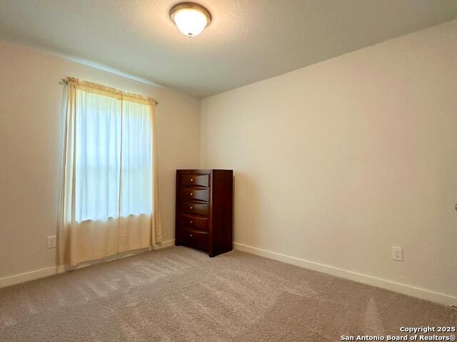 Image 24 of 33 For 3906 Glenloch Way