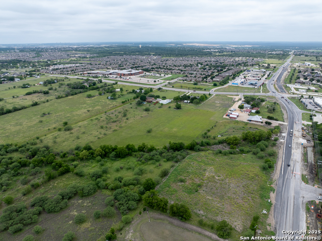 Listing photo id 4 for 19.49 Fm 1103-green Valley Rd