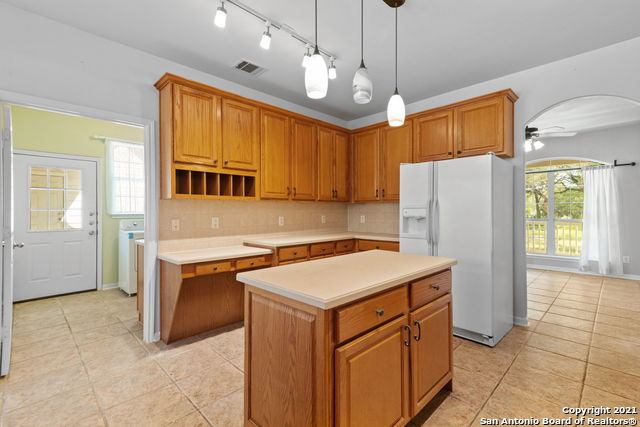Image 11 of 31 For 550 Acacia Pkwy