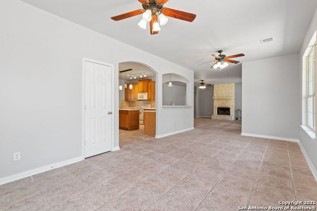 Image 12 of 31 For 550 Acacia Pkwy