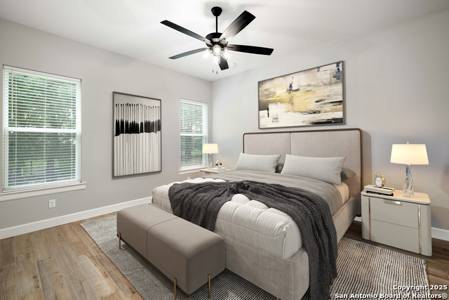 Image 15 of 38 For 692 Acorn Drive