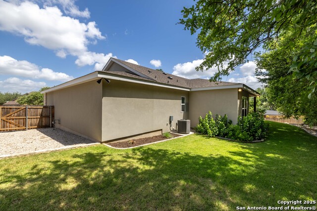 Image 34 of 38 For 692 Acorn Drive