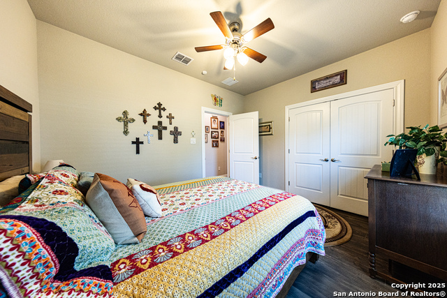 Image 23 of 34 For 200 S Calvin Barrett